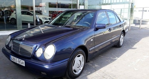 MERCEDES-BENZ Clase E 270 CDI