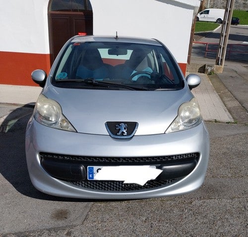 PEUGEOT 107 1.0i Urban