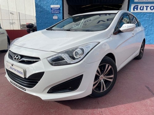 HYUNDAI i40 1.7CRDI Bluedrive Essence