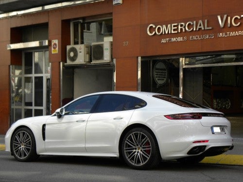 PORSCHE Panamera 4 Aut.