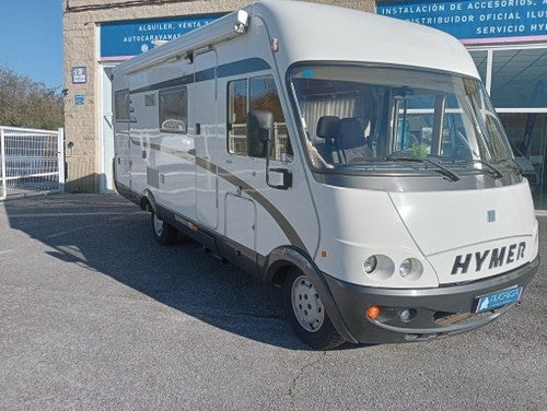 AUTOCARAVANA INTEGRAL HYMER 