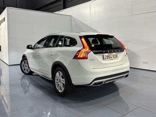 VOLVO V60 Cross Country D3 Plus