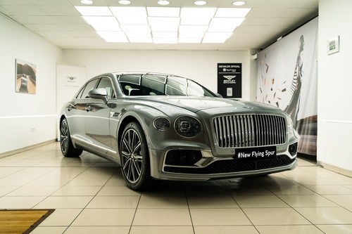 BENTLEY Flying Spur V8