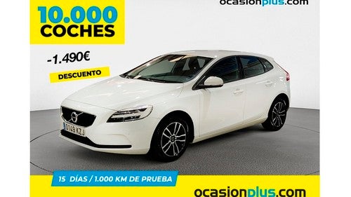 VOLVO V40 D2 Momentum 120