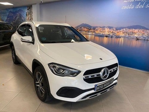 MERCEDES-BENZ Clase GLA 200d 8G-DCT