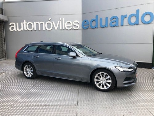 VOLVO V90 D3 Momentum Aut. 150