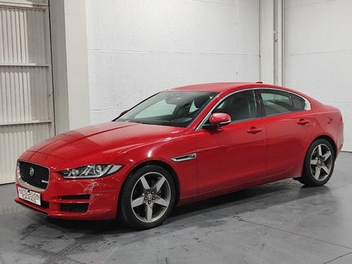 JAGUAR XE 2.0 Diesel R-Sport AWD Aut. 180