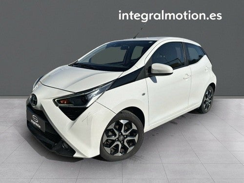 TOYOTA Aygo 70 x-play