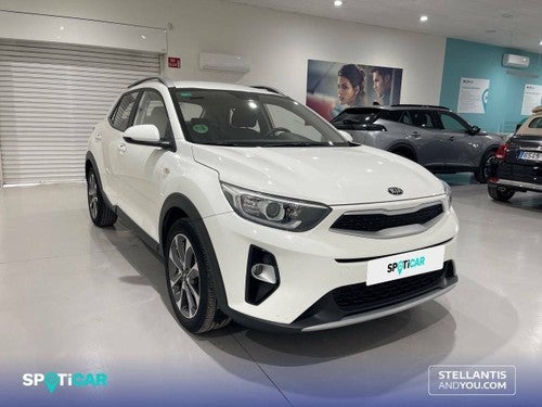 Kia Stonic 1.0 T-GDi 74kW (100CV) Concept