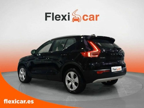 Volvo XC-40 2.0 B4 G AWD Momentum Auto