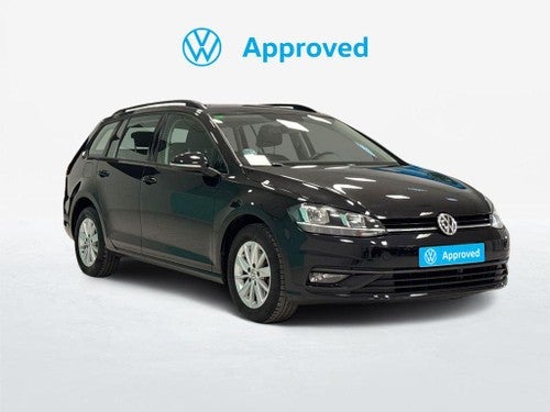 VOLKSWAGEN Golf Variant 1.6TDI Business and Navi Ed.