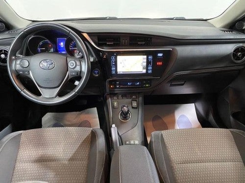 TOYOTA Auris 140H e-CVT Feel!