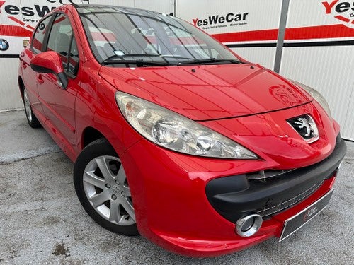 PEUGEOT 207 1.6 HDI Premium 110