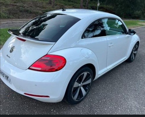 VOLKSWAGEN Beetle 1.6TDI Fender Edition