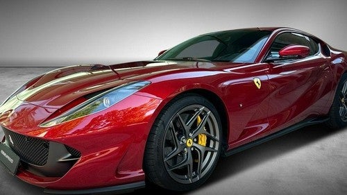 FERRARI 812 Superfast