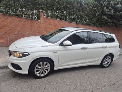 FIAT Tipo SW 1.4 T-Jet Gasolina/GLP Lounge Plus