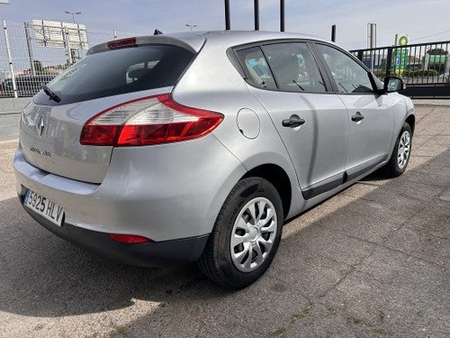 RENAULT Mégane 1.6 Authentique