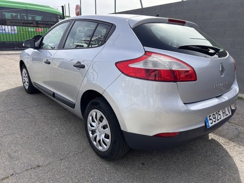 RENAULT Mégane 1.6 Authentique