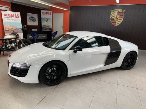 AUDI R8 4.2 FSI quattro R tronic