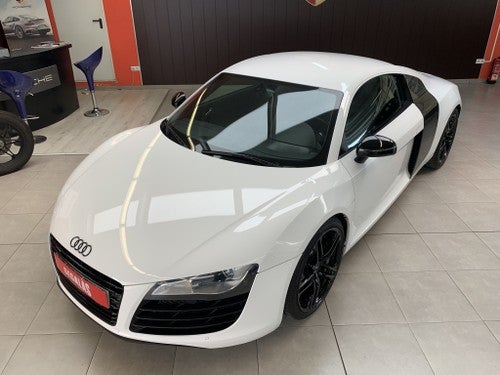 AUDI R8 4.2 FSI quattro R tronic