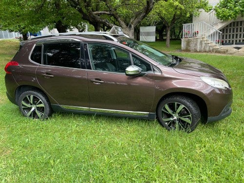 PEUGEOT 2008 1.6 e-HDI Allure 115