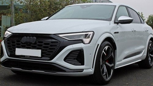 AUDI Q8 SQ8 TFSI quattro tiptronic