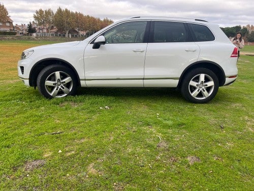 VOLKSWAGEN Touareg 3.0TSI Hybrid