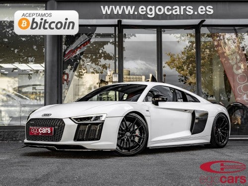 AUDI R8 5.2 FSI V10 plus quattro S Tronic