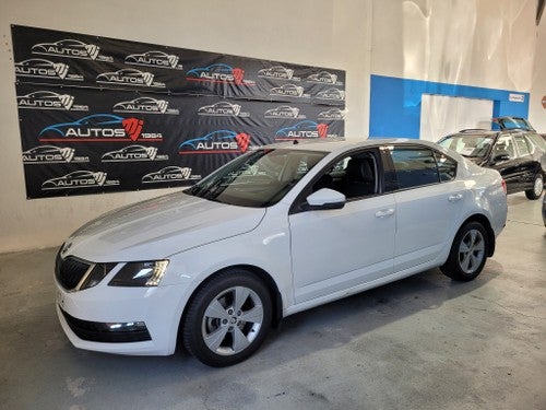 SKODA Octavia Combi 2.0TDI CR Ambition DSG 110kW