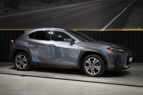 LEXUS UX 300e Luxury