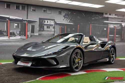 FERRARI F8 Tributo Spider