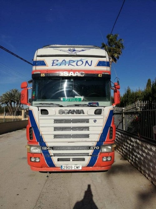 Scania 124-470 