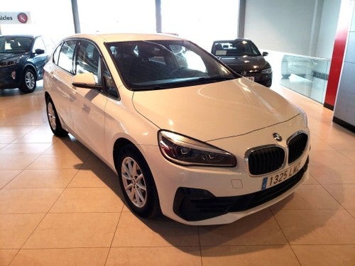 BMW 218d Active Tourer Business