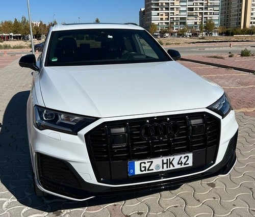 AUDI Q7 50 TDI S line quattro