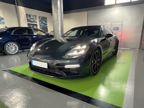 PORSCHE Panamera Turbo S e-Hybrid Executive