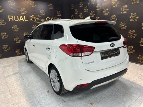 KIA Carens 1.6 GDi Concept 135