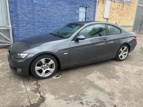 BMW Serie 3 320i Coupé