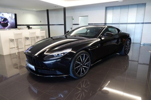 ASTON MARTIN DB11 5.2 608