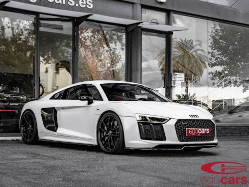 AUDI R8 5.2 FSI V10 plus quattro S Tronic