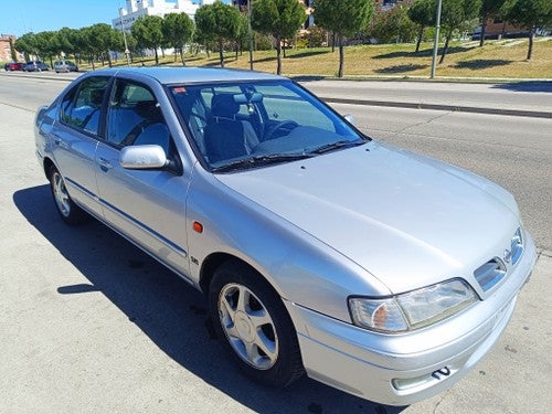 NISSAN Primera 2.0 SE