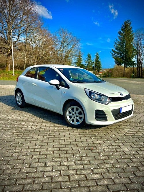 KIA Rio 1.2 CVVT Concept