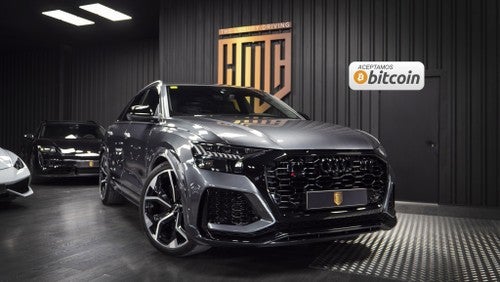 AUDI Q8 RS TFSI quattro tiptronic