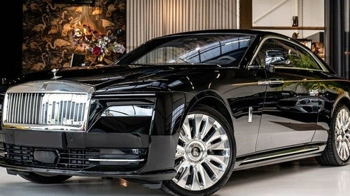 ROLLS-ROYCE Spectre 