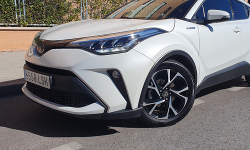 TOYOTA C-HR 125H Advance