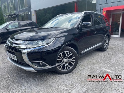 MITSUBISHI Outlander 220DI-D Motion 4WD