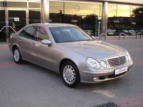 MERCEDES-BENZ Clase E Berlina  Automático de 4 Puertas