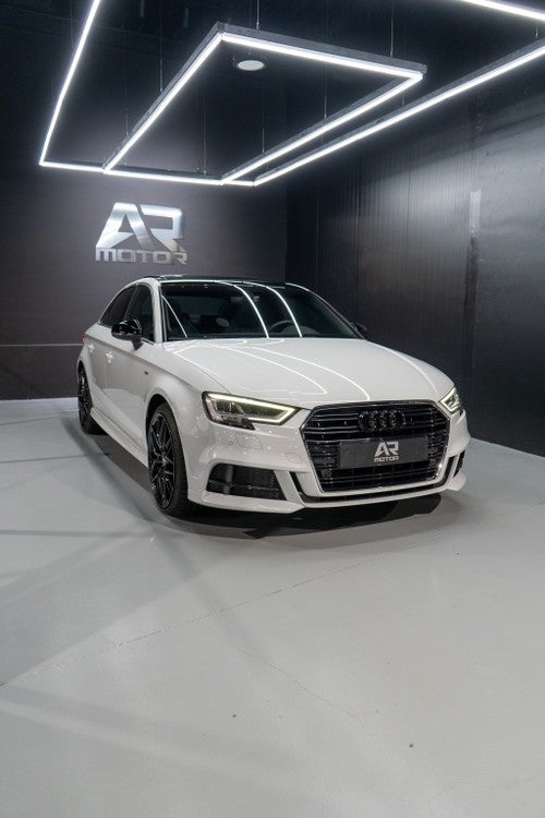 AUDI A3 Sedán 1.5 TFSI COD EVO S line S-T 110kW