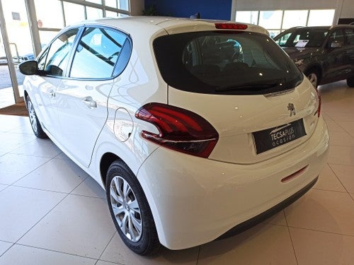 PEUGEOT 208 1.2 PureTech S&S Allure 82