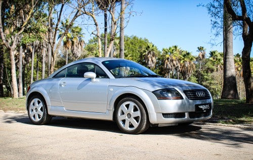 AUDI TT Coupé 1.8T 6 vel. 180