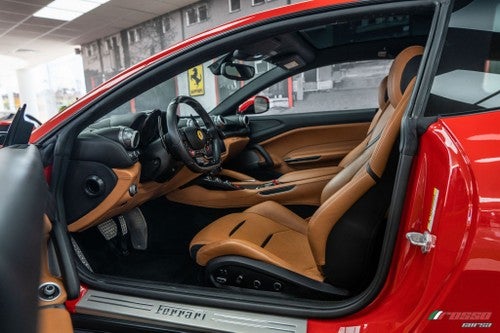 FERRARI GTC 4Lusso GTC4Lusso T